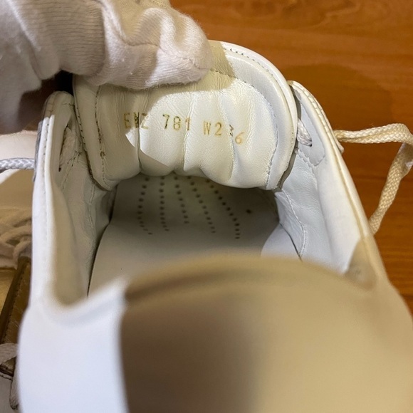 VALENTINO rockstud sneakers in white and gold - Picture 12 of 12